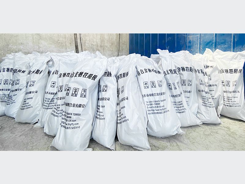 埋地管線，儲罐外壁及其它地下金屬結(jié)構(gòu)常用犧牲陽極